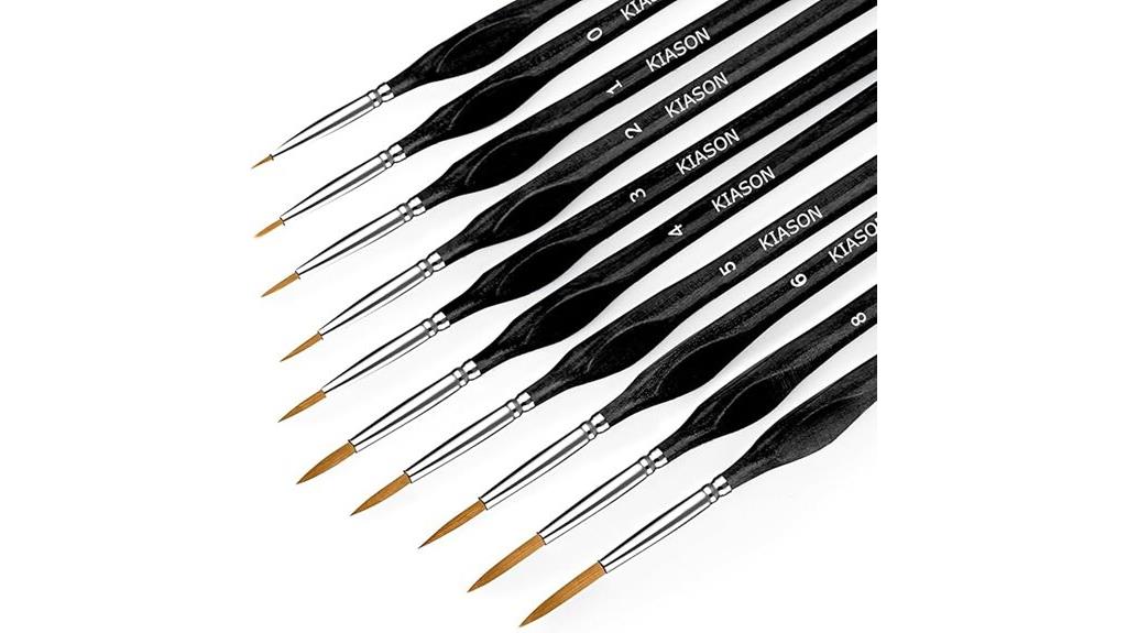 small detailed paintbrushes