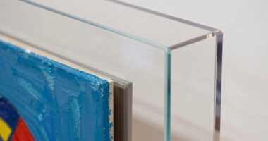 choosing between acrylic and glass