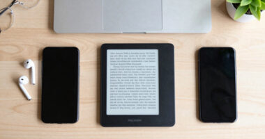 Open Book Touch: Open-source E-reader