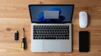 Reviving A 15-Year-old Netbook With Arch Linux